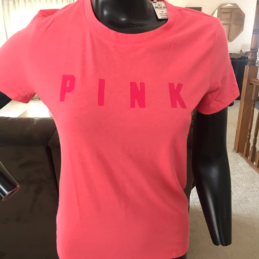 NWT‎ VS PINK Short Sleeve Shirt Small Graphic